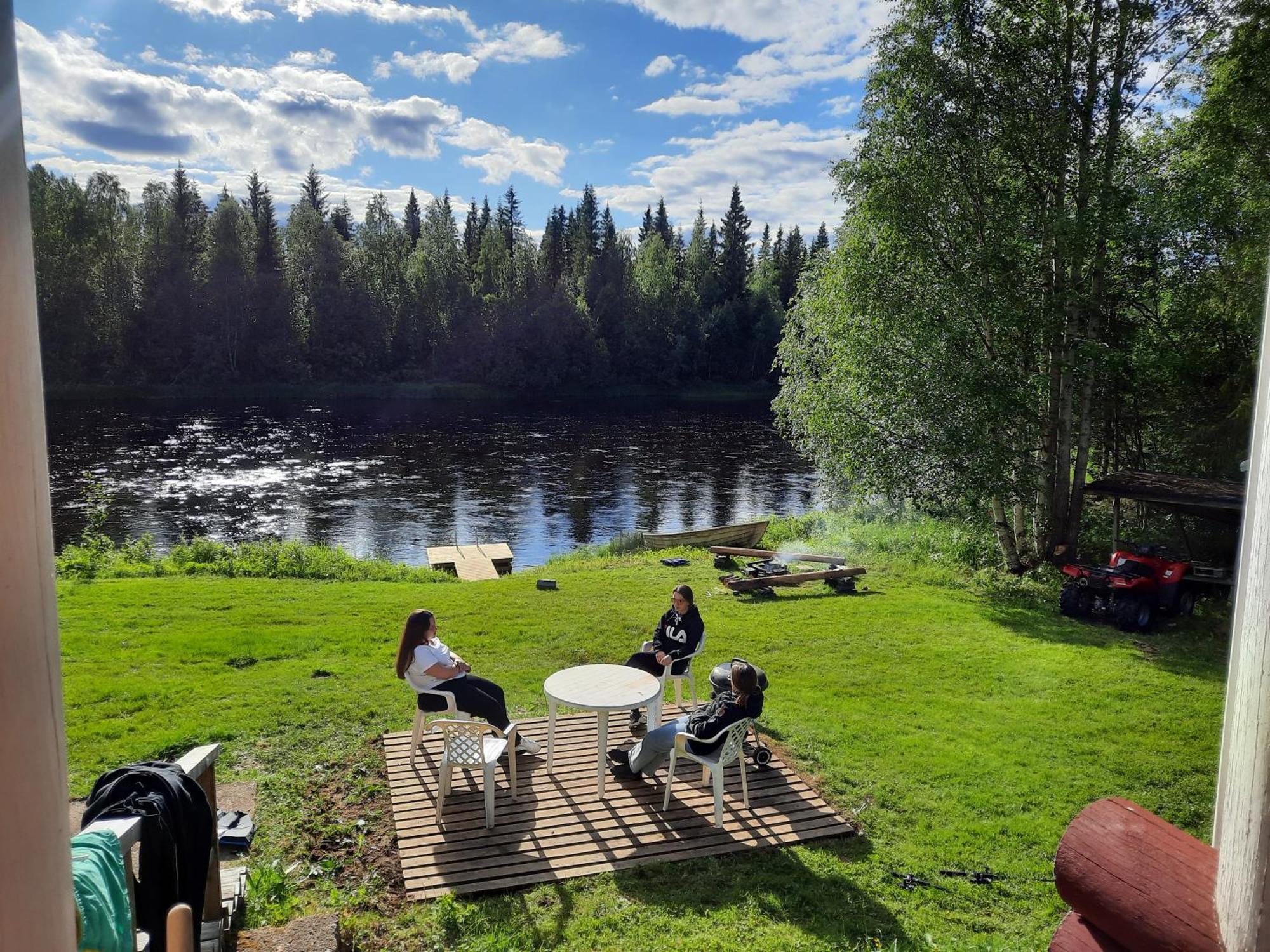 Lapin Villa Hiisi Joen Rannalla Ranua Værelse billede